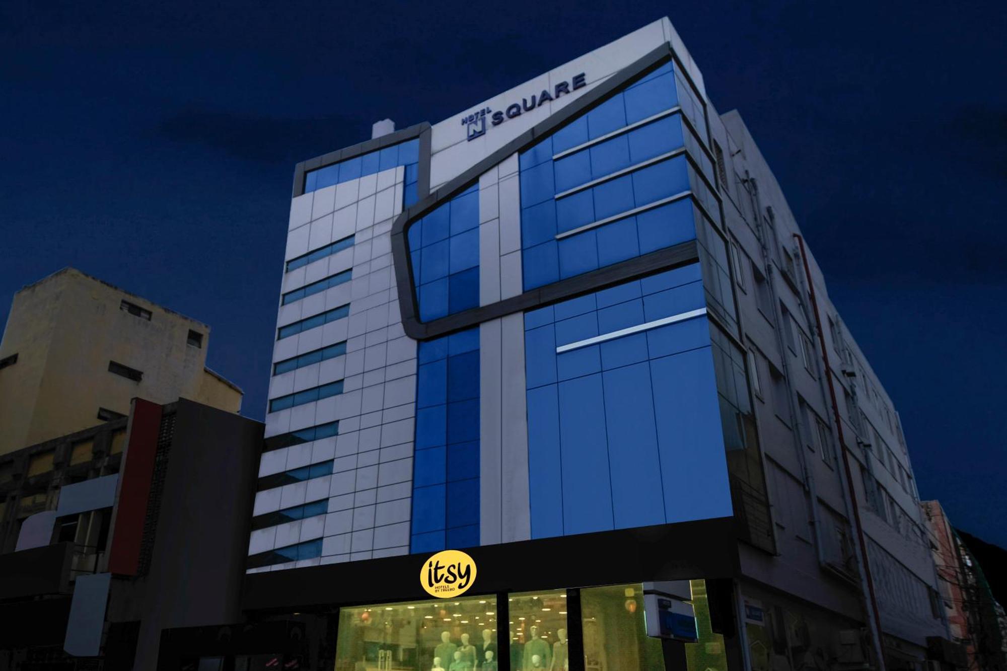 Itsy Hotels N Square Vijayawāda Extérieur photo